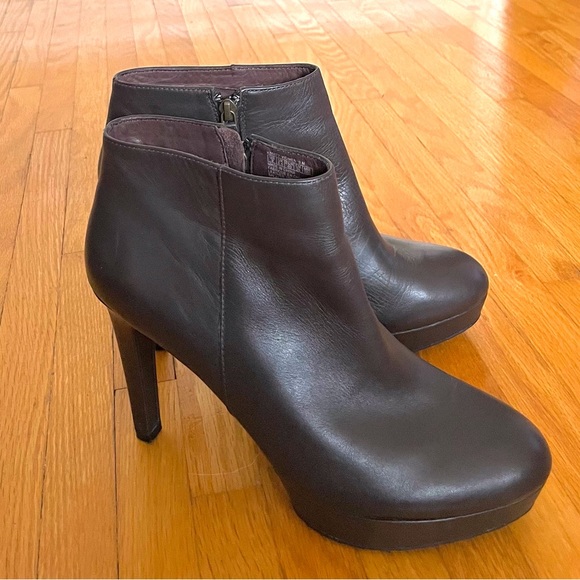 Rockport Dark Brown Ankle Boot - Picture 7 of 15